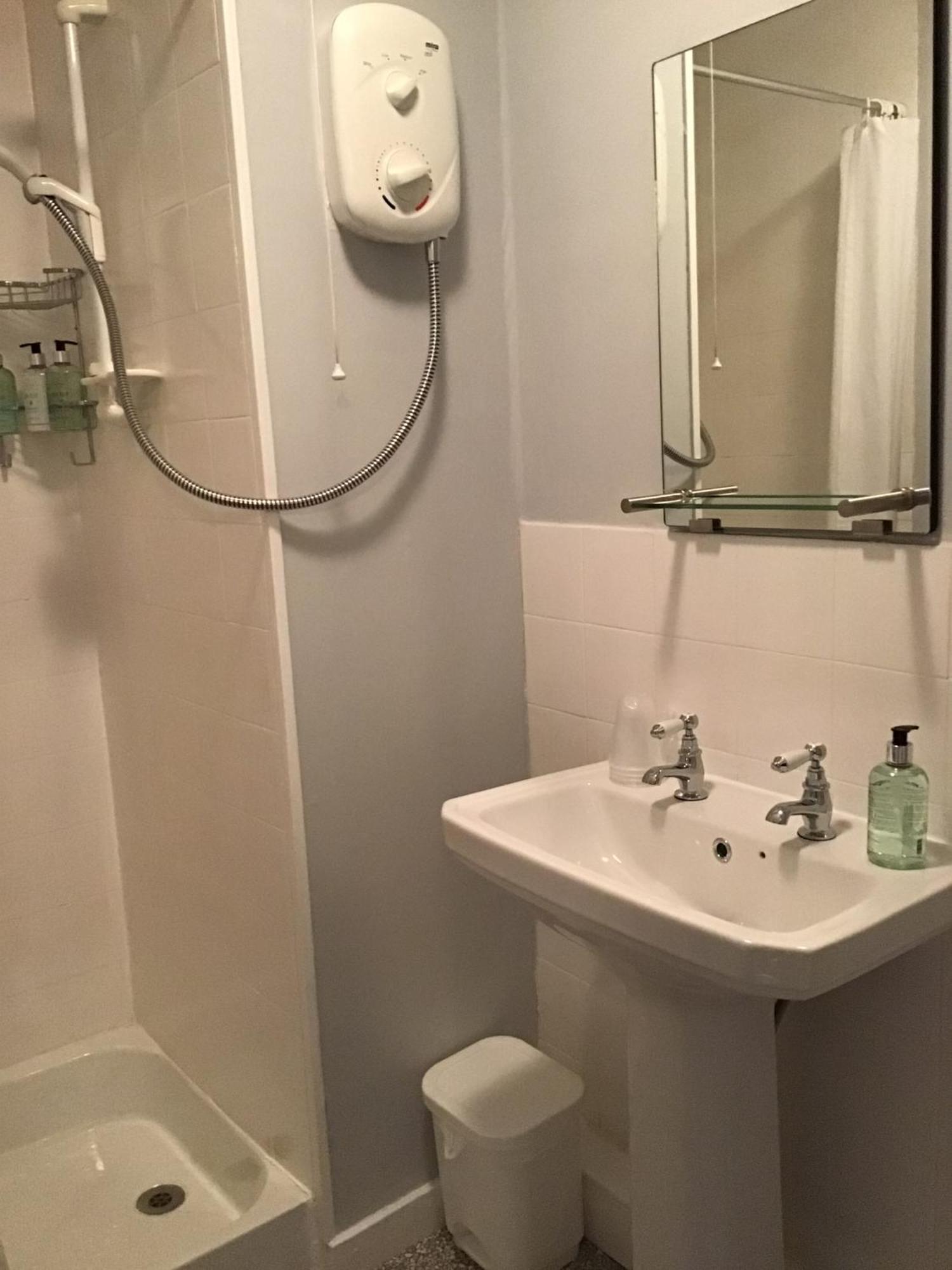 Comelybank Guesthouse クリフ エクステリア 写真
